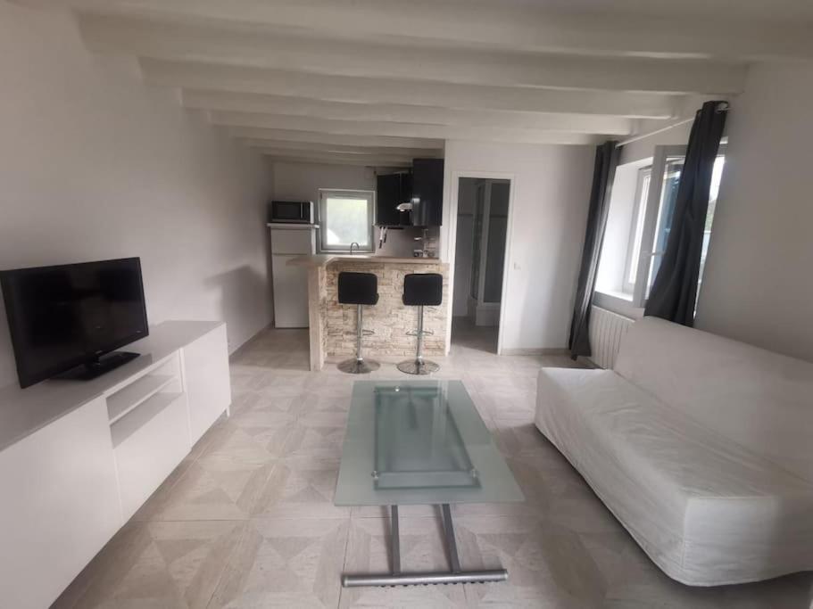 Moderne - Aeroport Cdg Asterix Paris Apartment *
